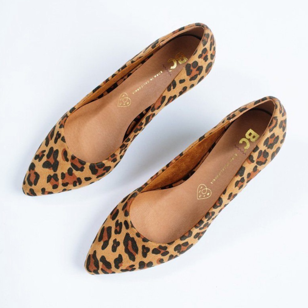 NIB Vegan Kitten Heel Leopard Pointy Toe Pump - Picture 3 of 6